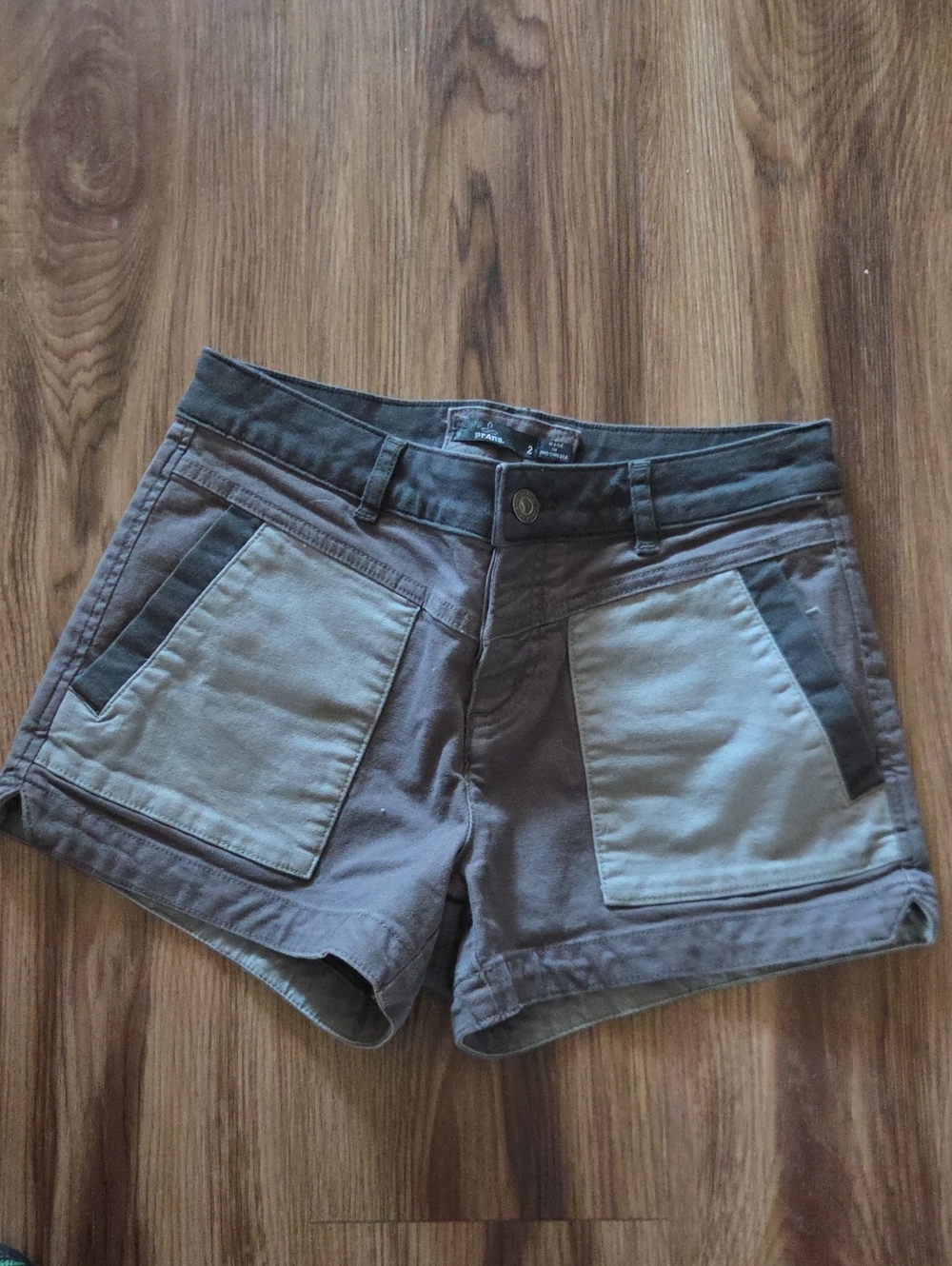 Prana Outdoor Two-Tone Shorts Size 2